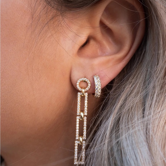 LUV AJ Mini Chain Link Studs - Picture 6 of 6